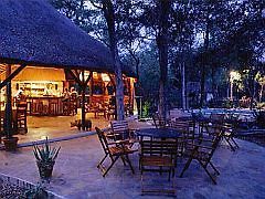 Etosha Aoba Lodge ภายนอก รูปภาพ